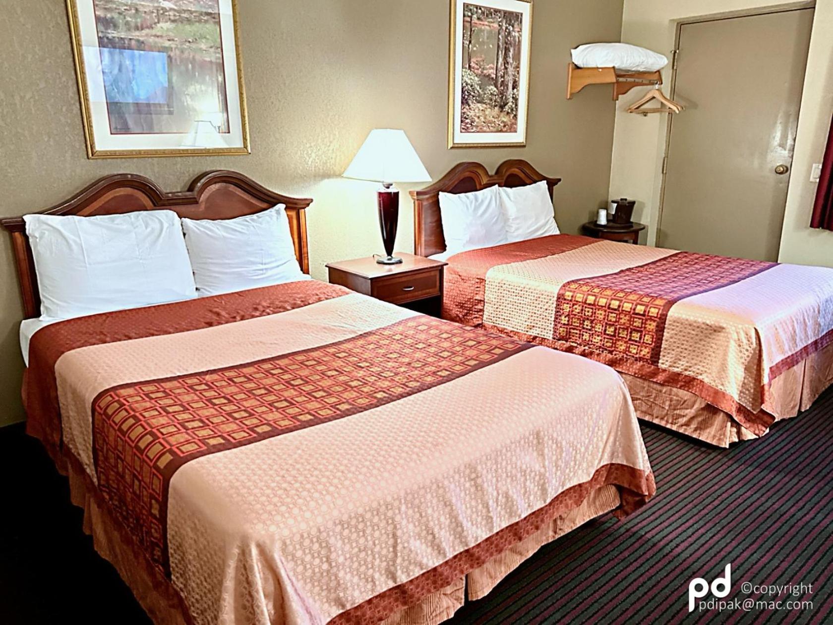 Hotel Travel & Flemington