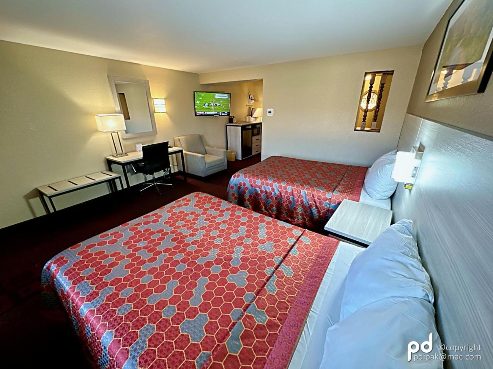 Travel & Hotel Flemington