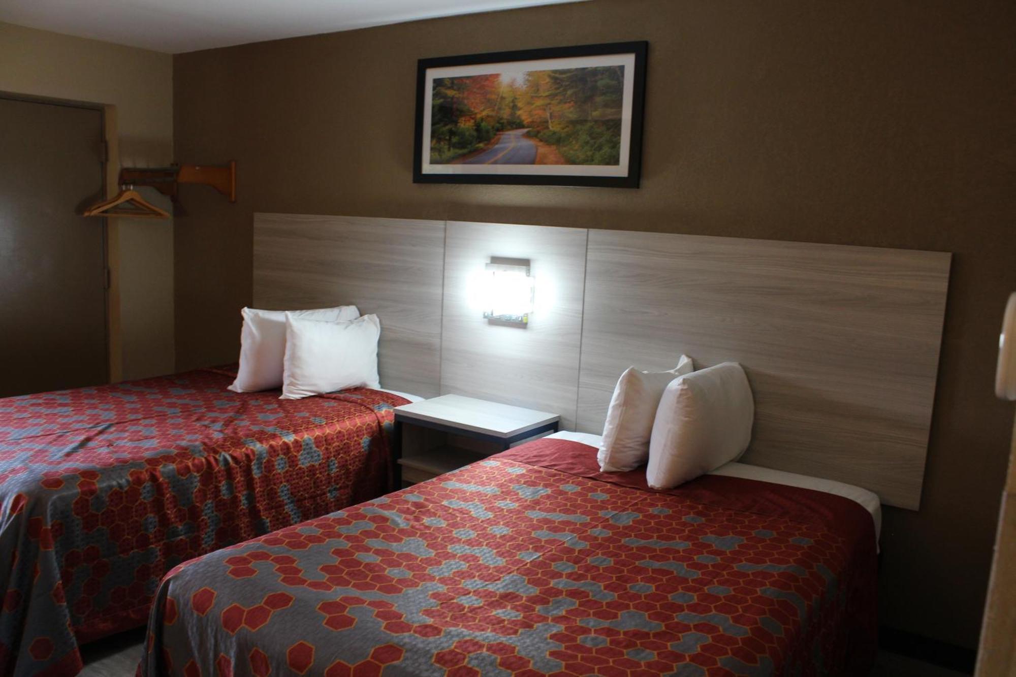 Hotel Travel & 2*